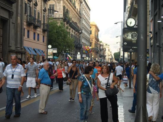 A Un Passo Dal Massimo 1 Lejlighed Palermo Værelse billede